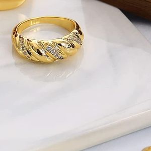 New Gorjana Croissant Diamond Ring